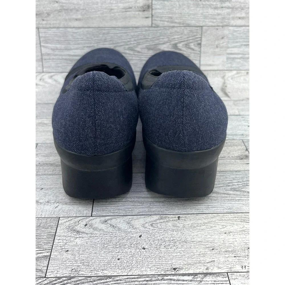 Clarks Cloudsteppers Women Sz 8M‎ Navy Blue Denim Wedge Pumps Cushion Soft Shoes